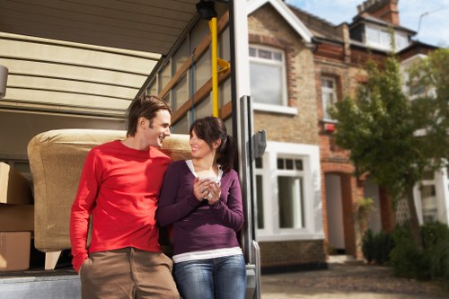 Local Upperclapton man and van loading household items